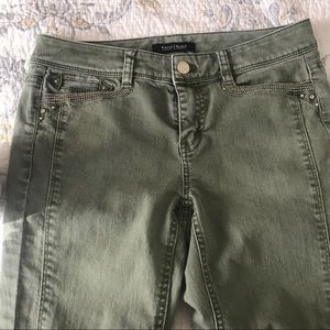 White House Black Market Green Slim Ankle Jeans 0R